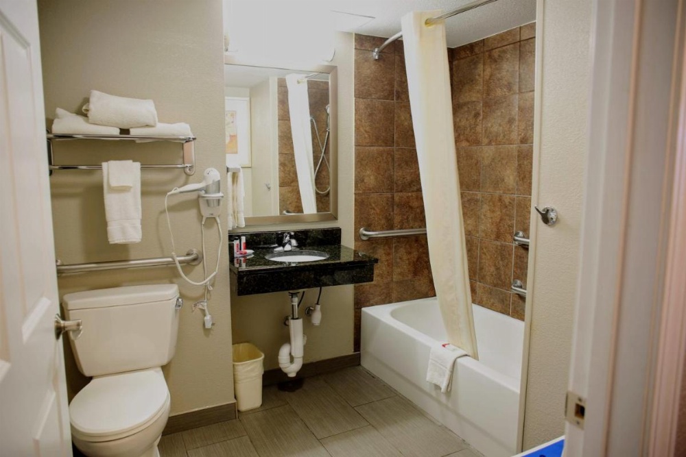 Room image 2