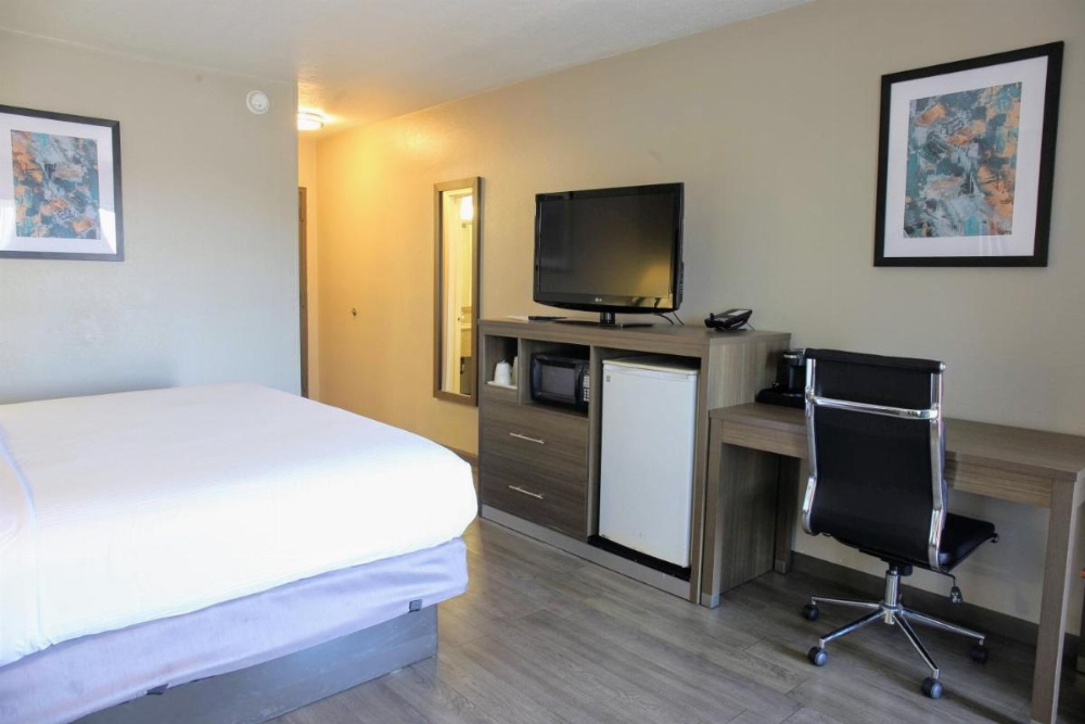 Room image 3
