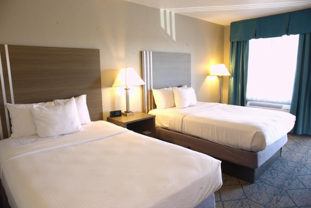 Double Room with Two Double Beds - Non-Smoking
